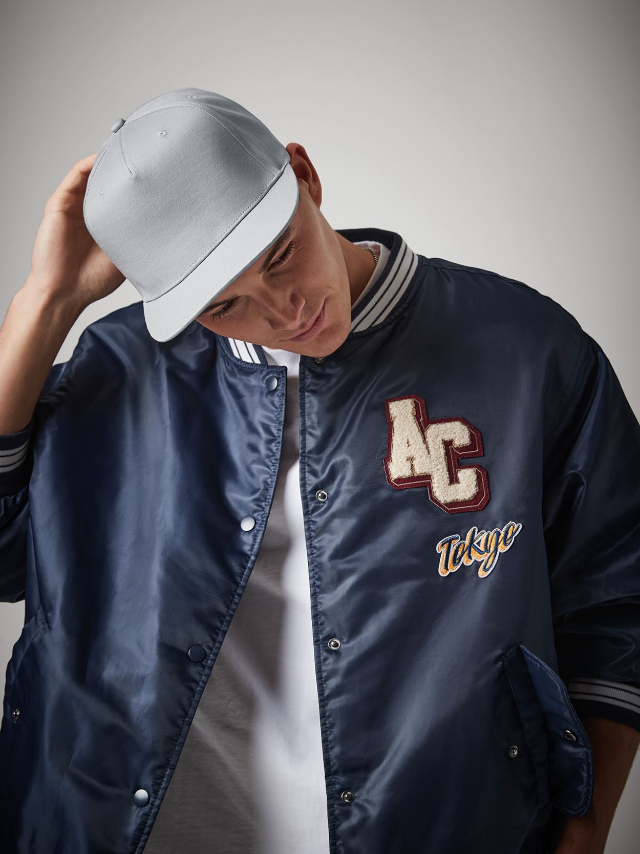 B610 5 Panel Snapback Rapper Cap image 2