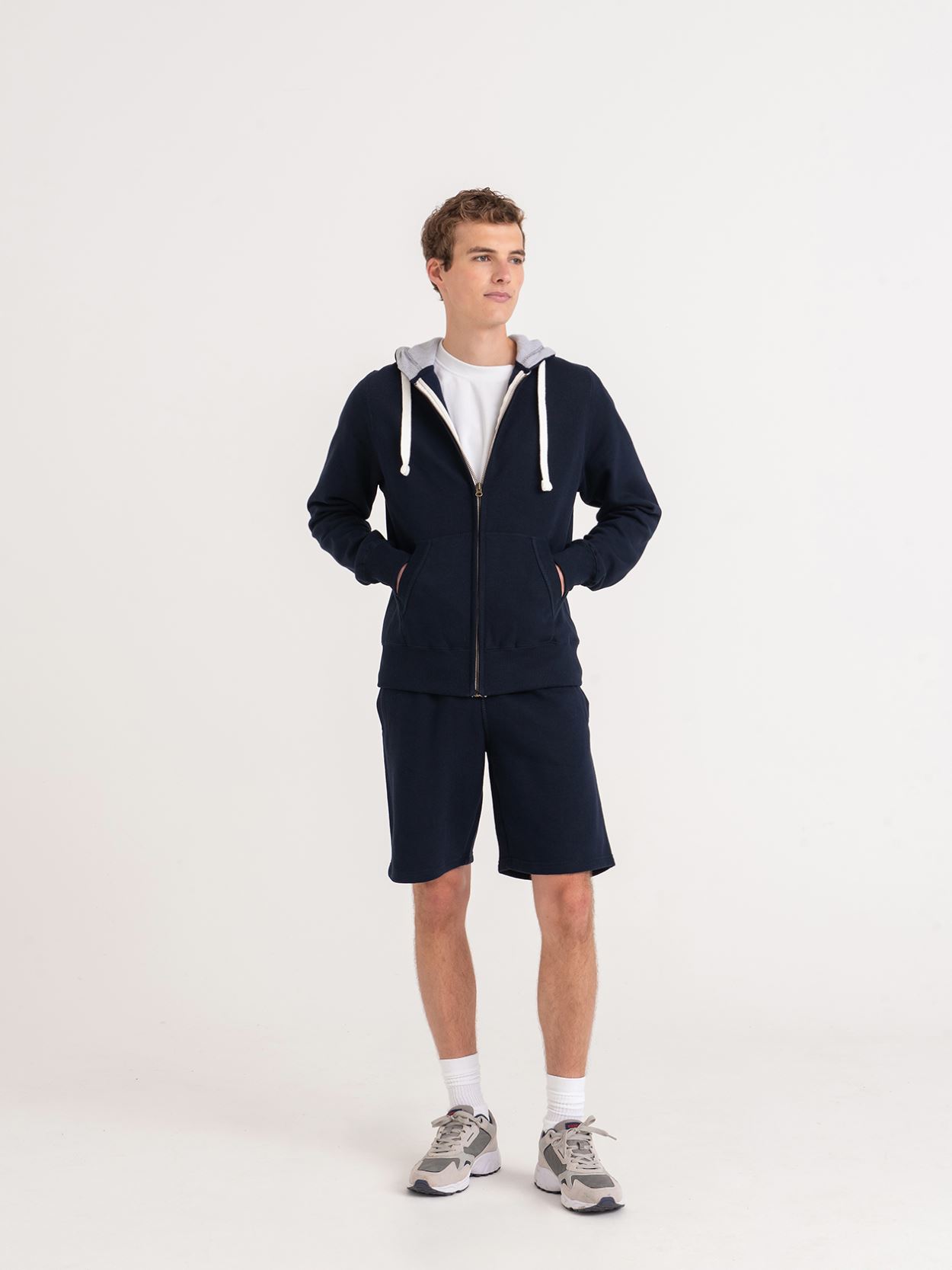 JH052 Chunky Hoodie image 1