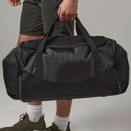 QS70 Teamwear Holdall image 1