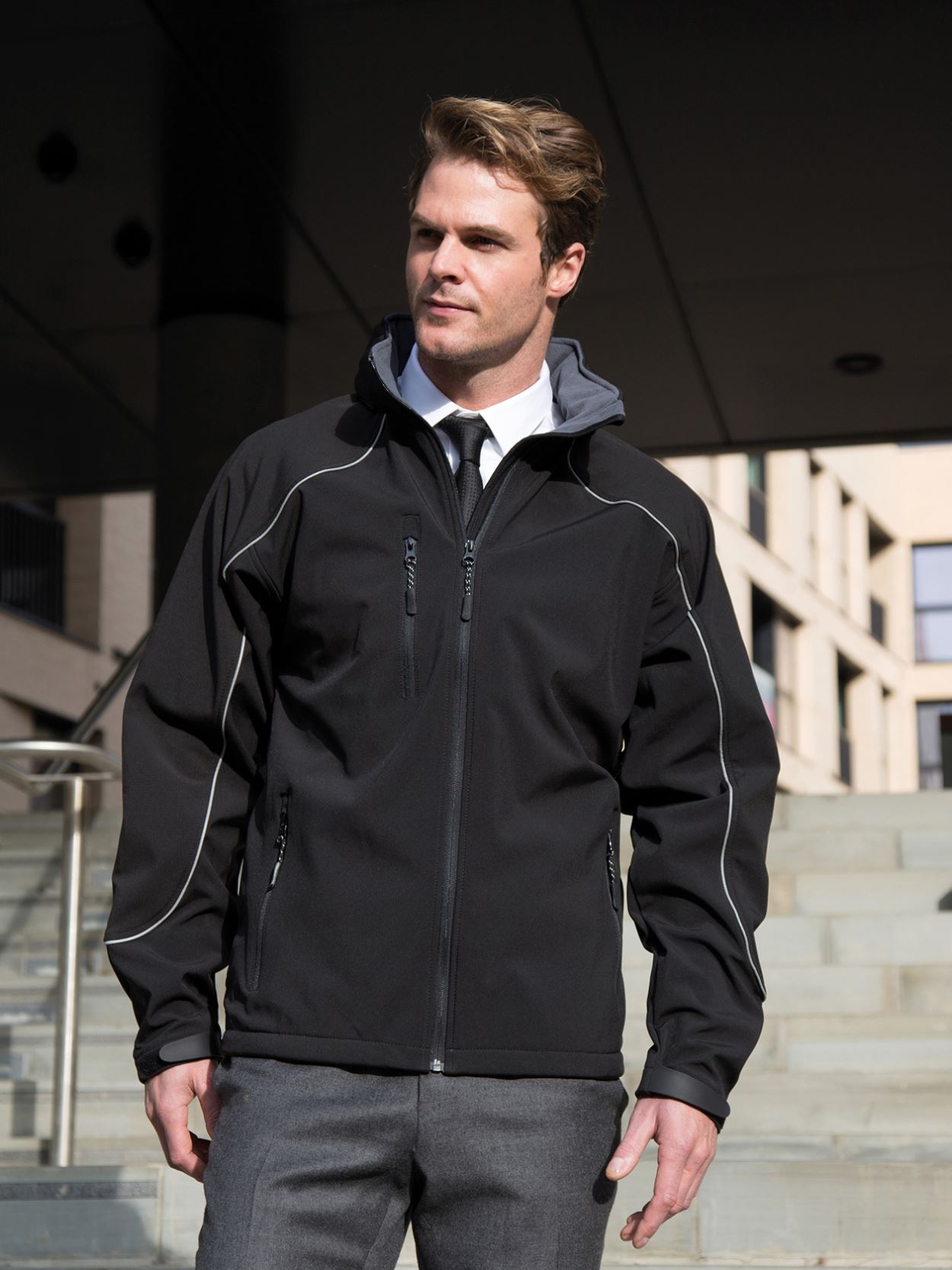 R118X Ice Fell Hooded Softshell Jacket image 2