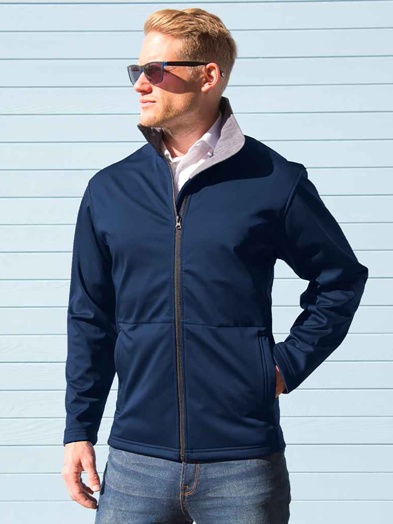 R209M Core Men's Soft Shell Jacket image 1