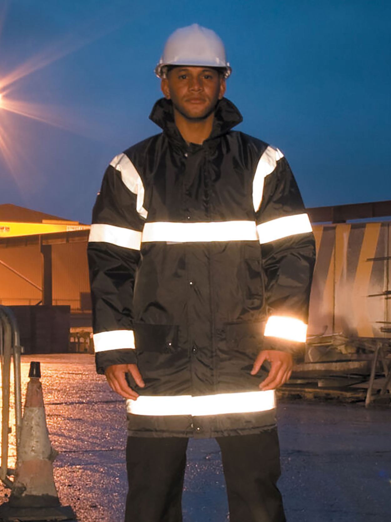 R23X Work Guard Management Coat image 2