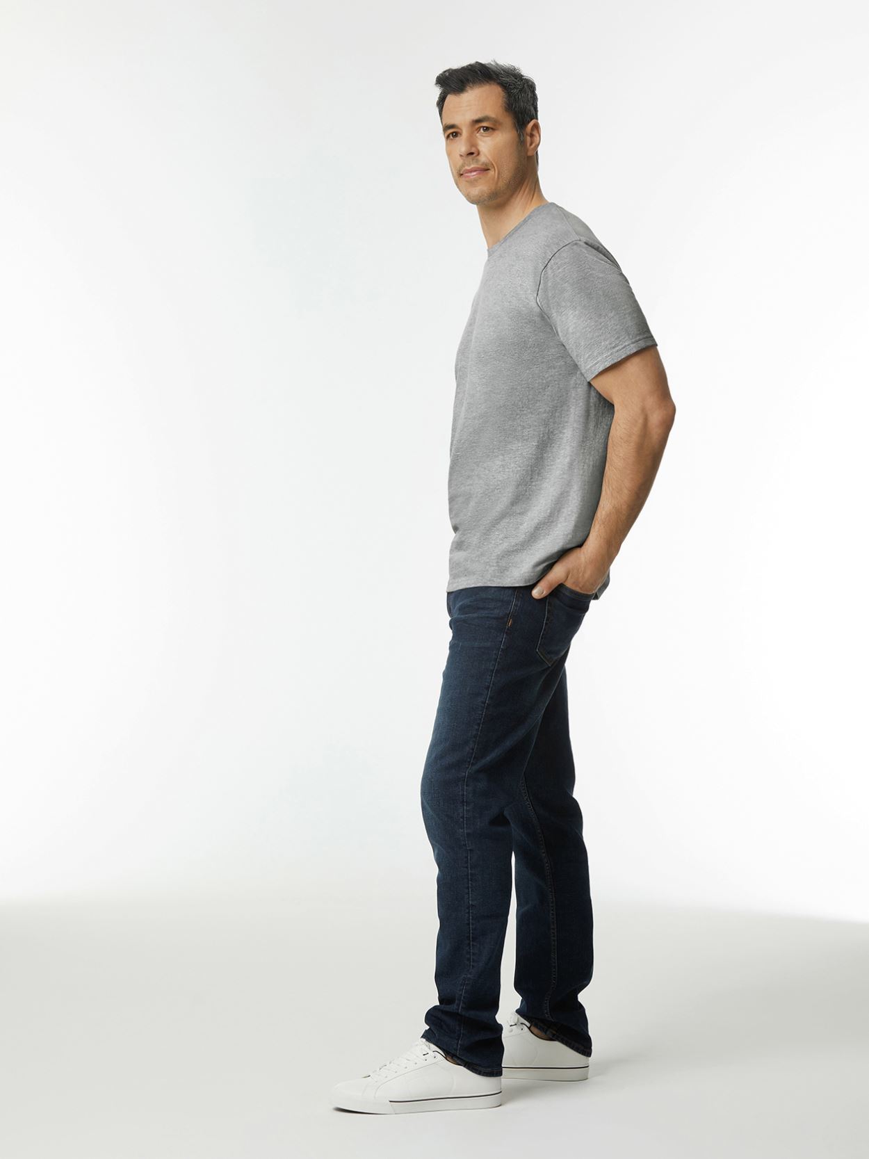 GD24 65000 Softstyle Midweight Mens T Shirt image 3
