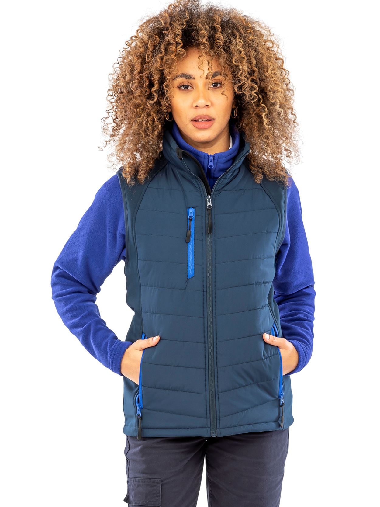 R238 Result Black Compass Softshell Gilet image 1
