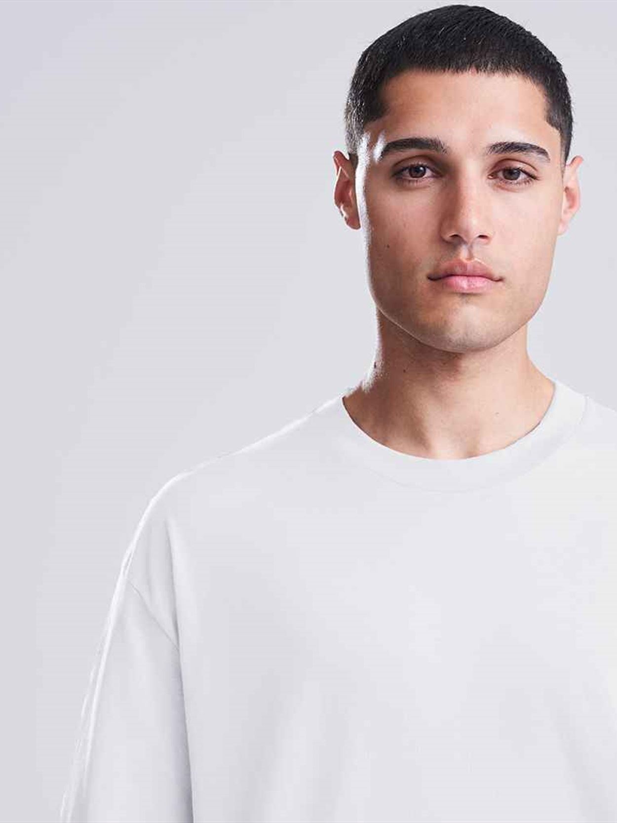 AT003 AWDis Heavyweight Boxy 240 T-Shirt image 1