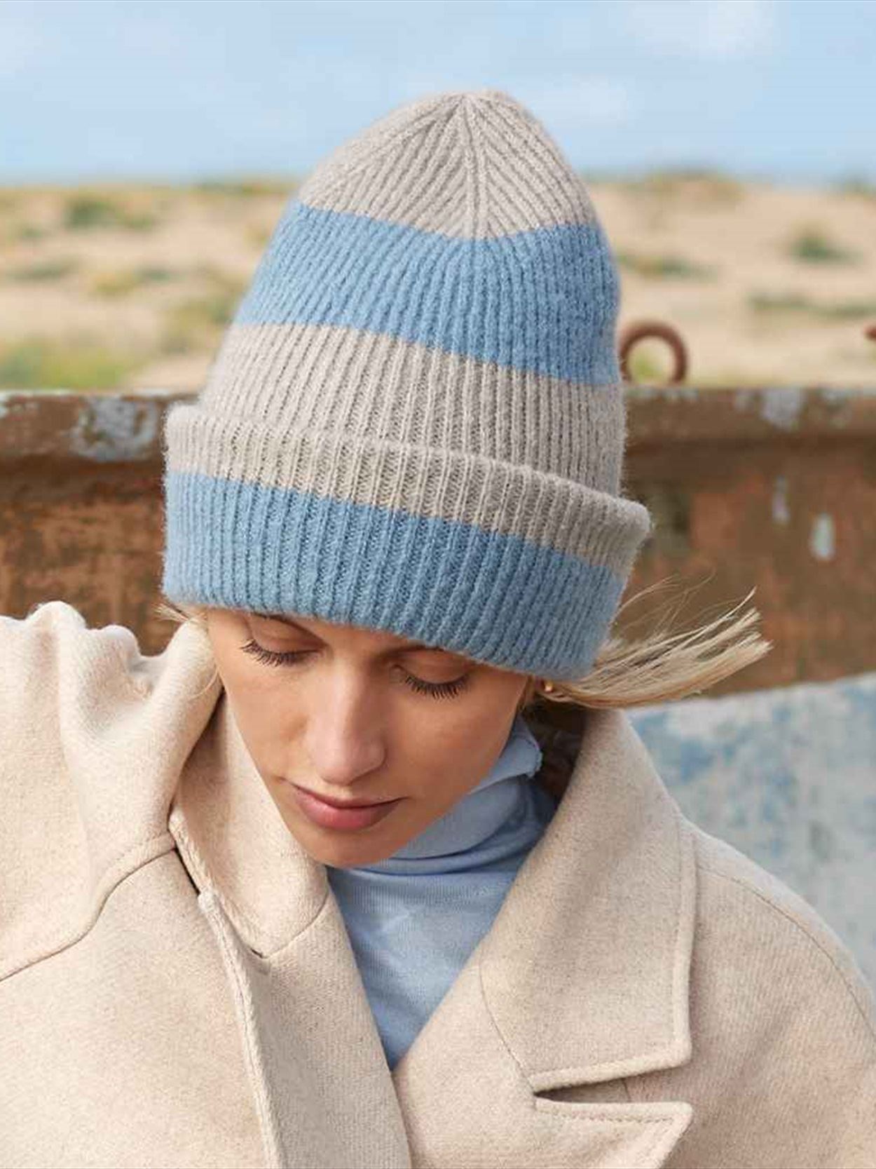 BB391R B391R Beechfield Colour Block Beanie image 1