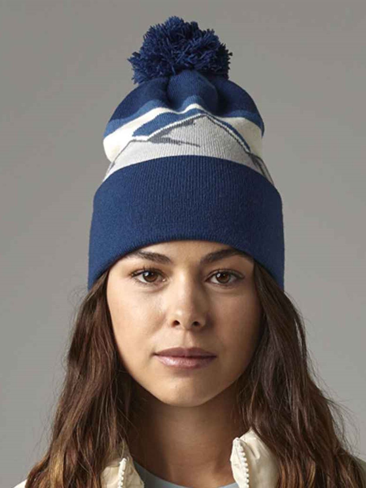 BB395R B395R Beechfield Mountain Peaks Pom Pom Beanie image 1