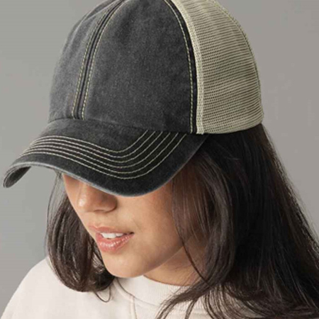 BB672 B672 Beechfield 6 Panel Vintage Trucker Cap image 1