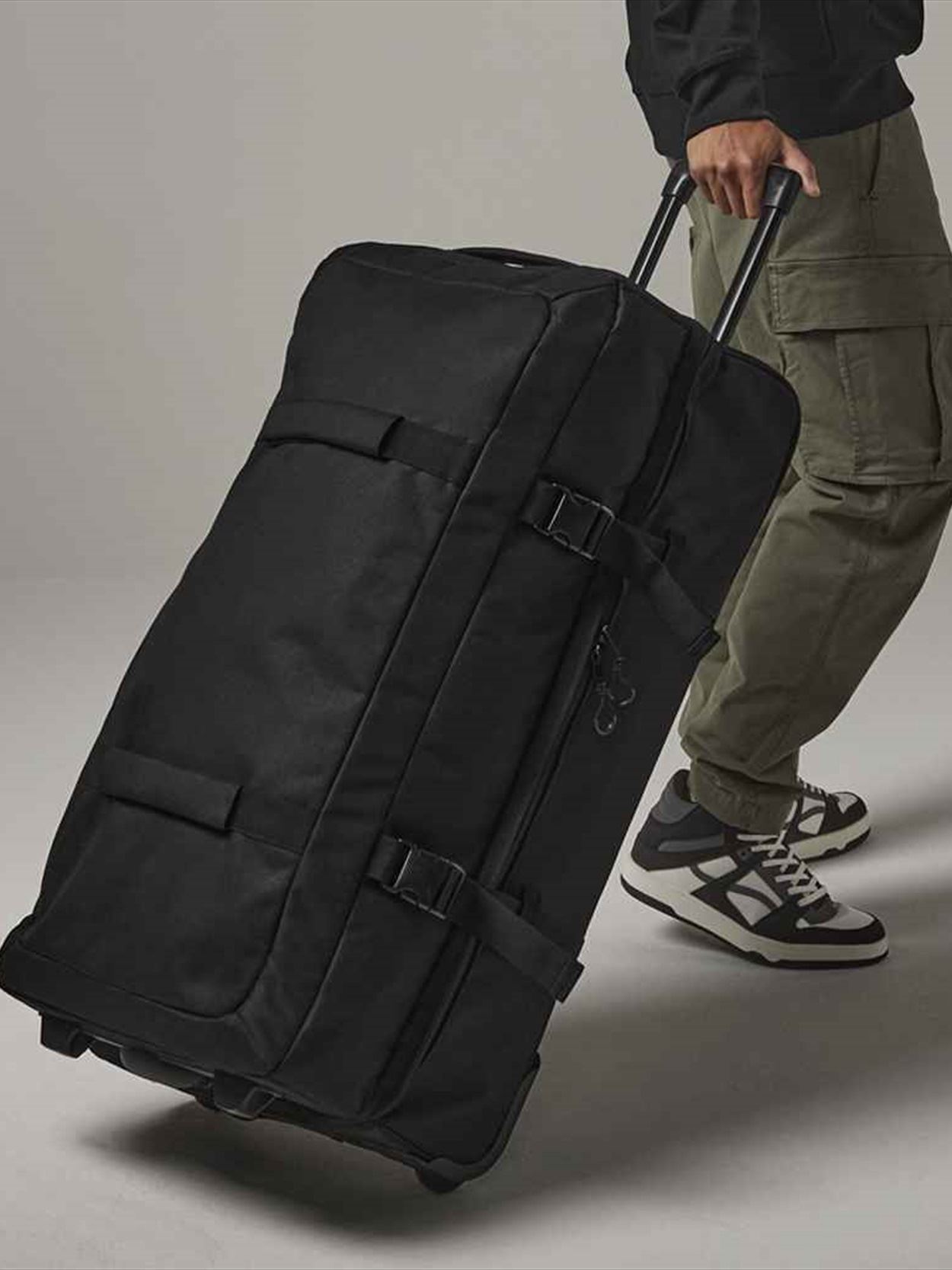 BG483 BagBase Escape Check-In Wheelie Bag image 1