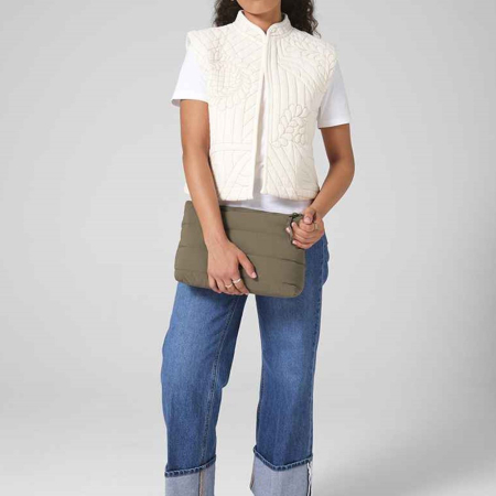 BG705 BagBase Quilted Accessory Case image 1