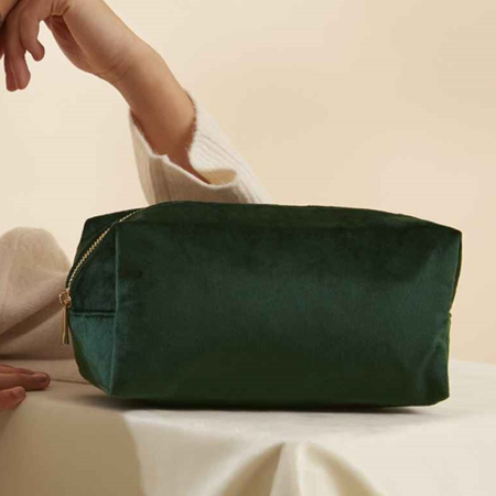 BG716 BagBase Velvet Toiletry/Accessory Case image 1