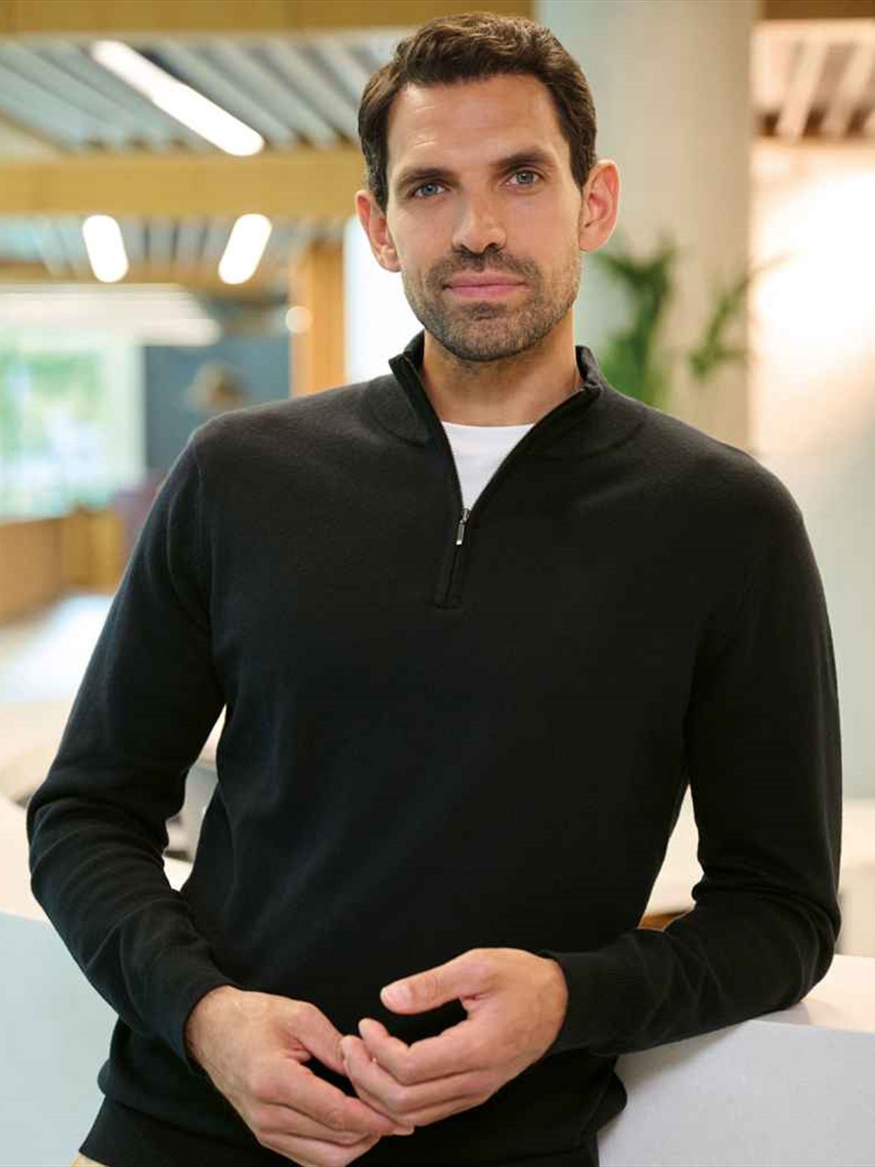 BK547 4567 Brook Taverner Copenhagen 1/4 Zip Jumper image 1