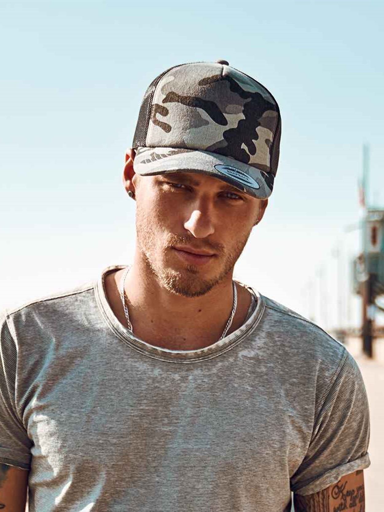 F6606C 6606C Flexfit Classic Camo Trucker Cap image 1