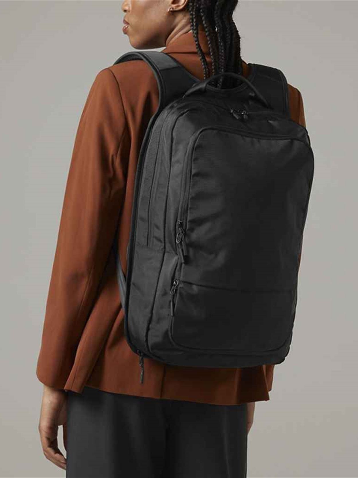 QD565 Quadra Pitch Black 24 Hour Backpack image 1