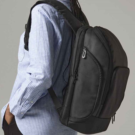 QD910 Quadra Pro-Tech Charge Backpack image 1
