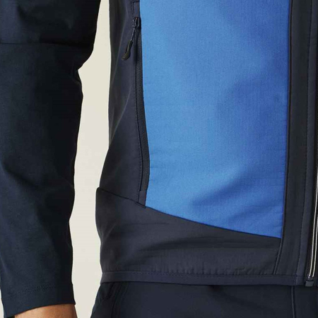 RG385 TRA907 Regatta E-Volve Unisex Two Layer Soft Shell Bodywarmer image 1