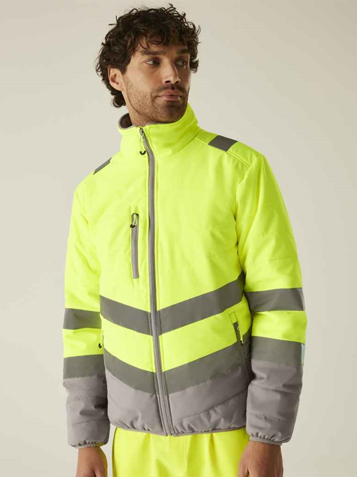RG548 TRA943 Regatta High Visibility Two Tone Thermal Baffle Jacket image 2