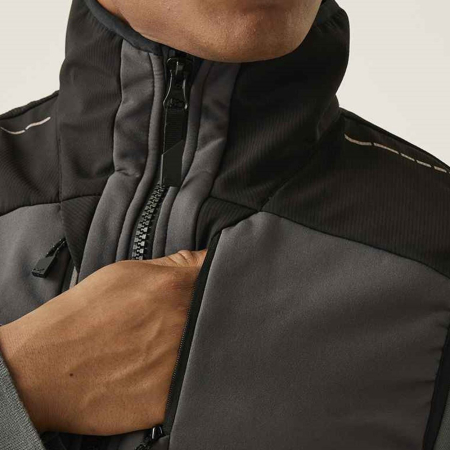RG681 TRA749 Regatta 4TEX Stretch Three Layer Soft Shell Bodywarmer image 1
