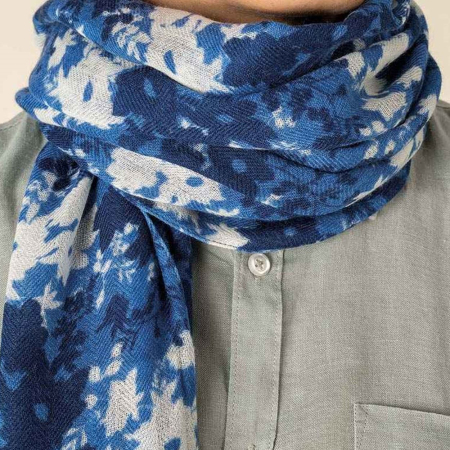 SP160 Spasso Blue Floral Scarf image 1