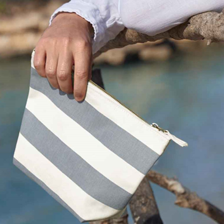 W684 Westford Mill Nautical Accessory Bag image 1