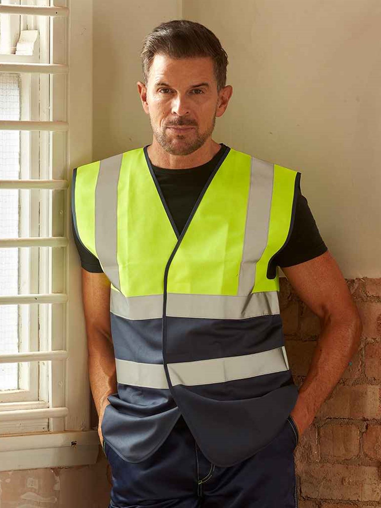 YK111 HVW122 Yoko Two Tone Waistcoat image 1