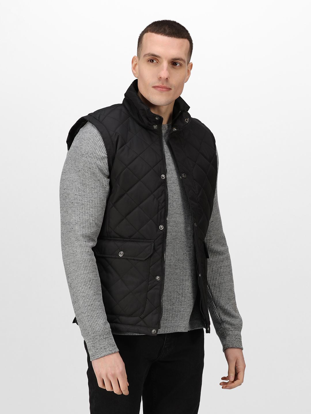 TRA810 Regatta Tyler Diamond Quilted Bodywarmer image 3