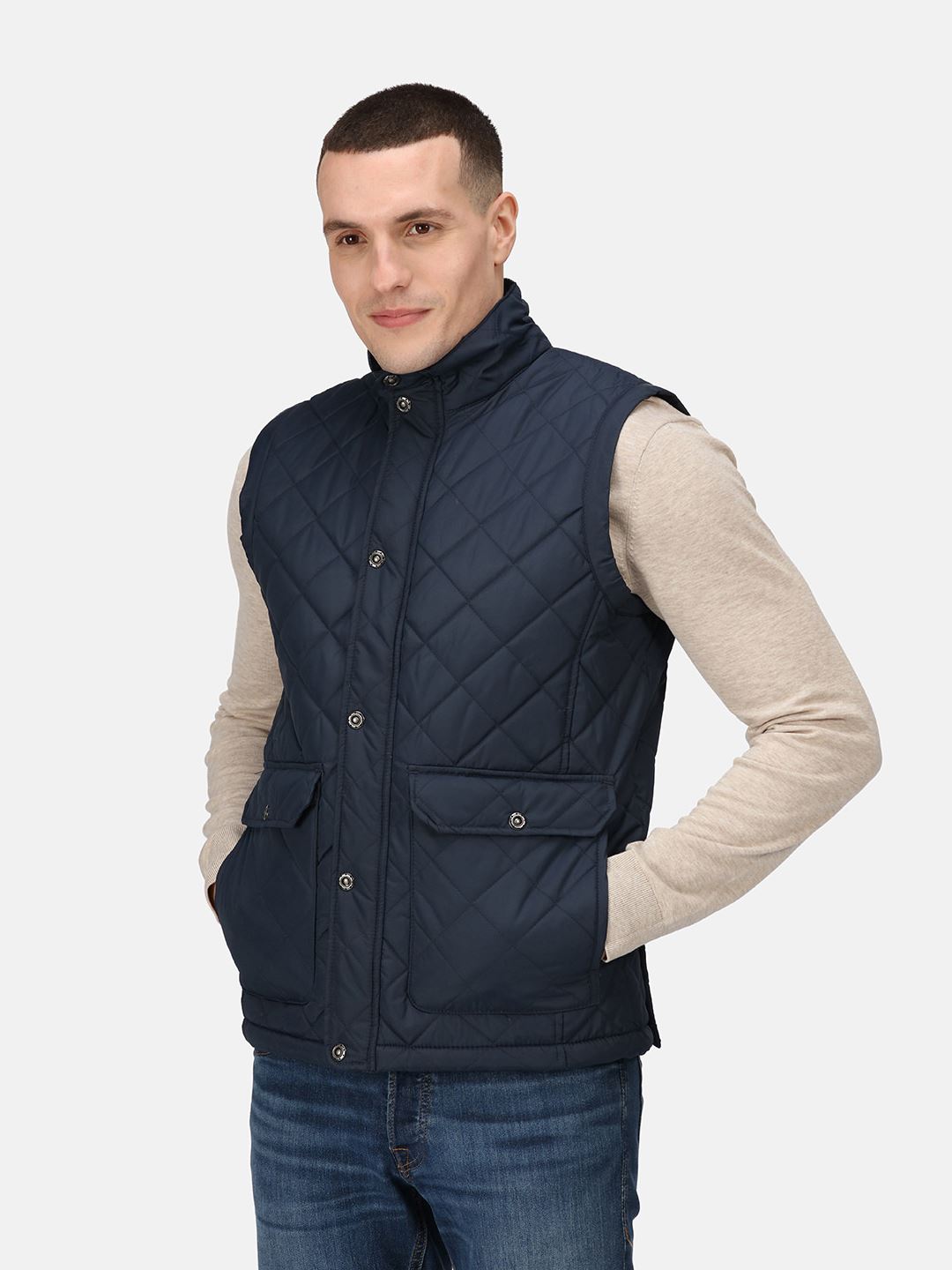 TRA810 Regatta Tyler Diamond Quilted Bodywarmer image 1