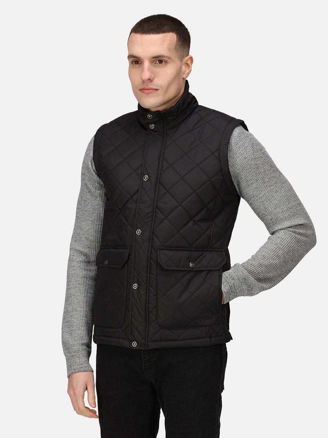 TRA810 Regatta Tyler Diamond Quilted Bodywarmer image 4