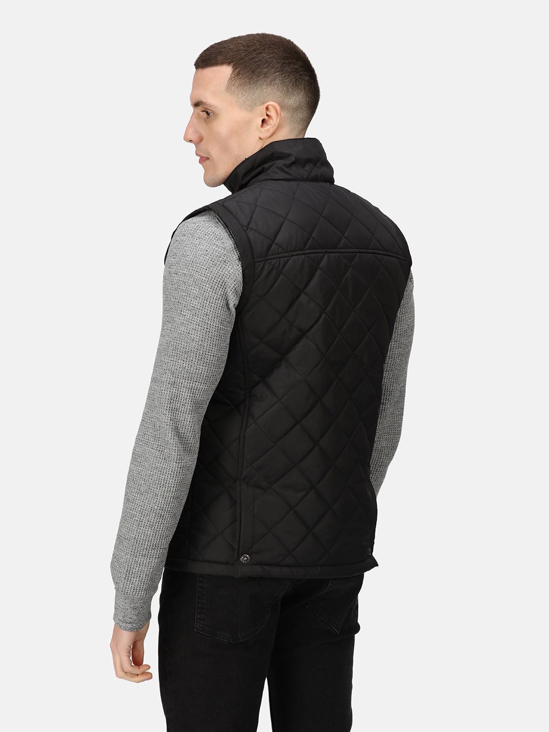 TRA810 Regatta Tyler Diamond Quilted Bodywarmer image 5