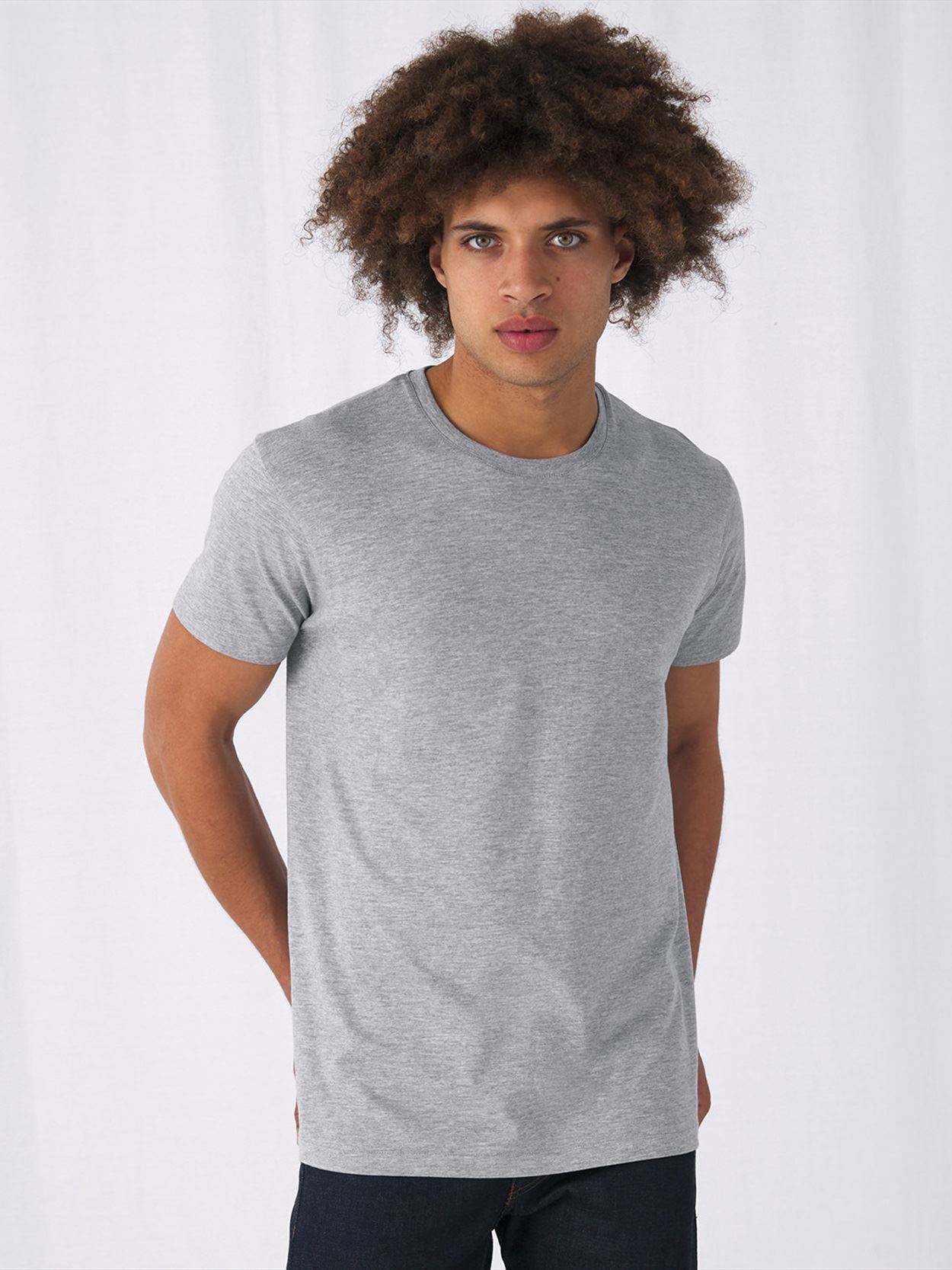 TU01B/BA212 Organic contemporary fit T-Shirt image 1
