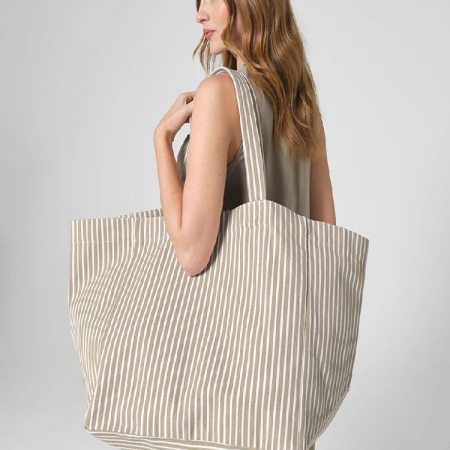 W677 Oversized Beach Bag image 1