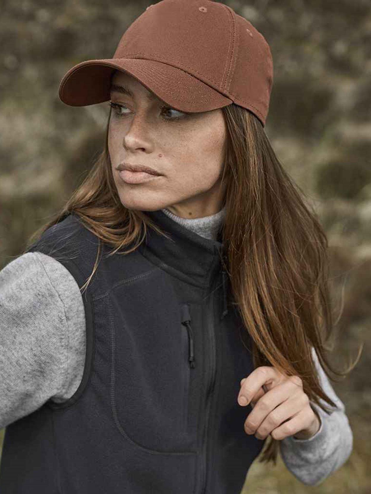 T9133 9133 Tee Jays Ladies Trail Fleece Bodywarmer image 1